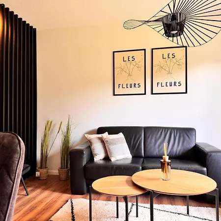 Jadelounge Apartmán *